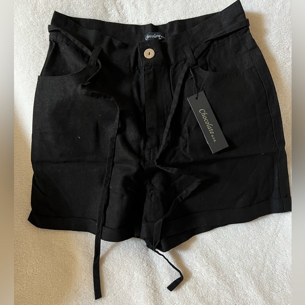 Black Shorts with Thin Fabric Belt